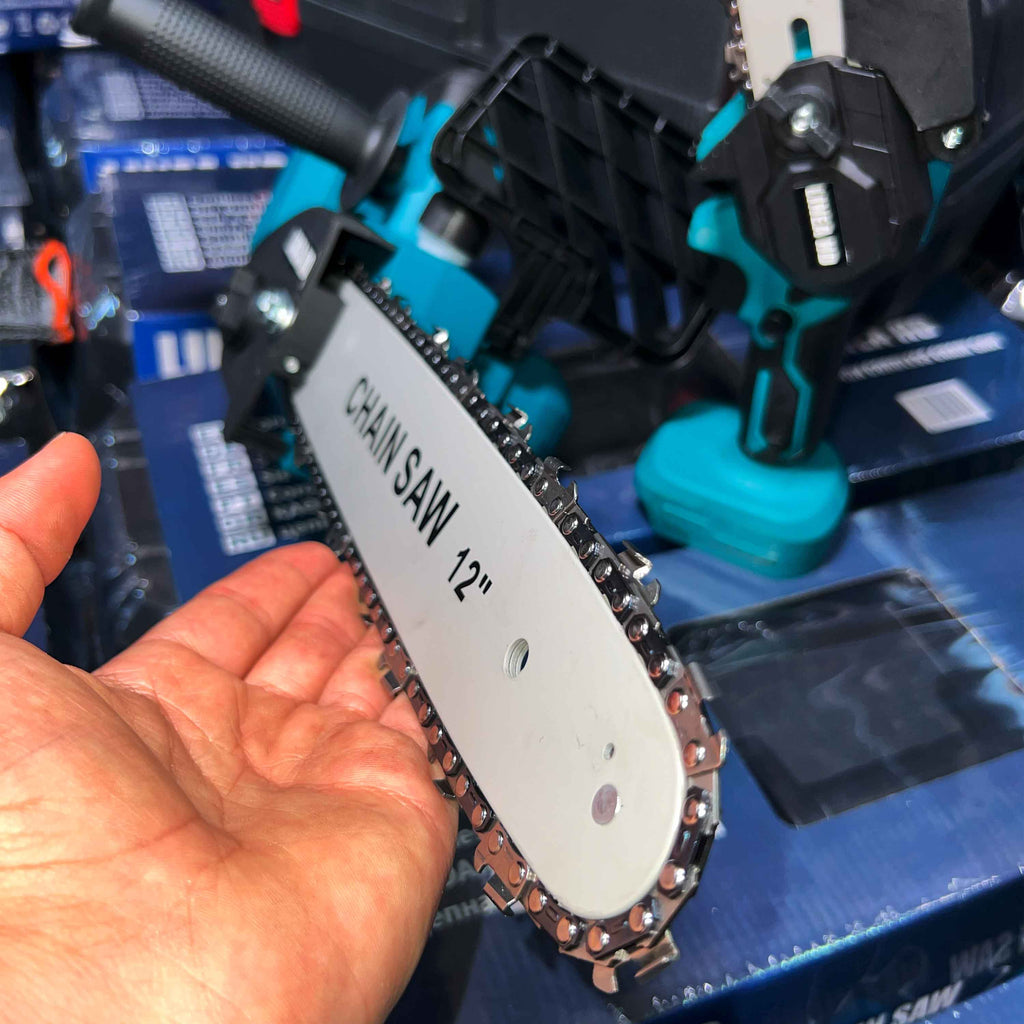 Motosserra elétrica sem fios 2 em 1 de 72 V com 2 baterias – Potência de corte profissional