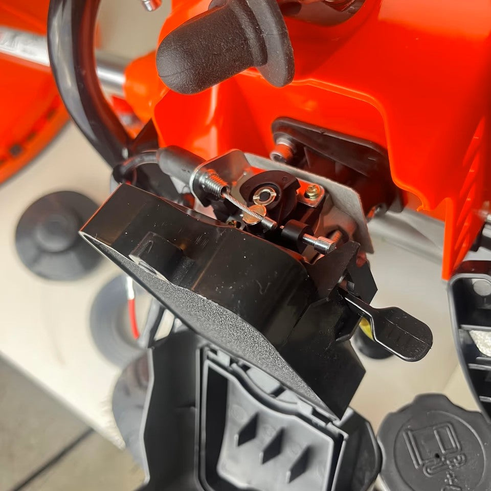 Roçadora a gasolina com rodas Extreme Tools 52cc: desempenho e precisão